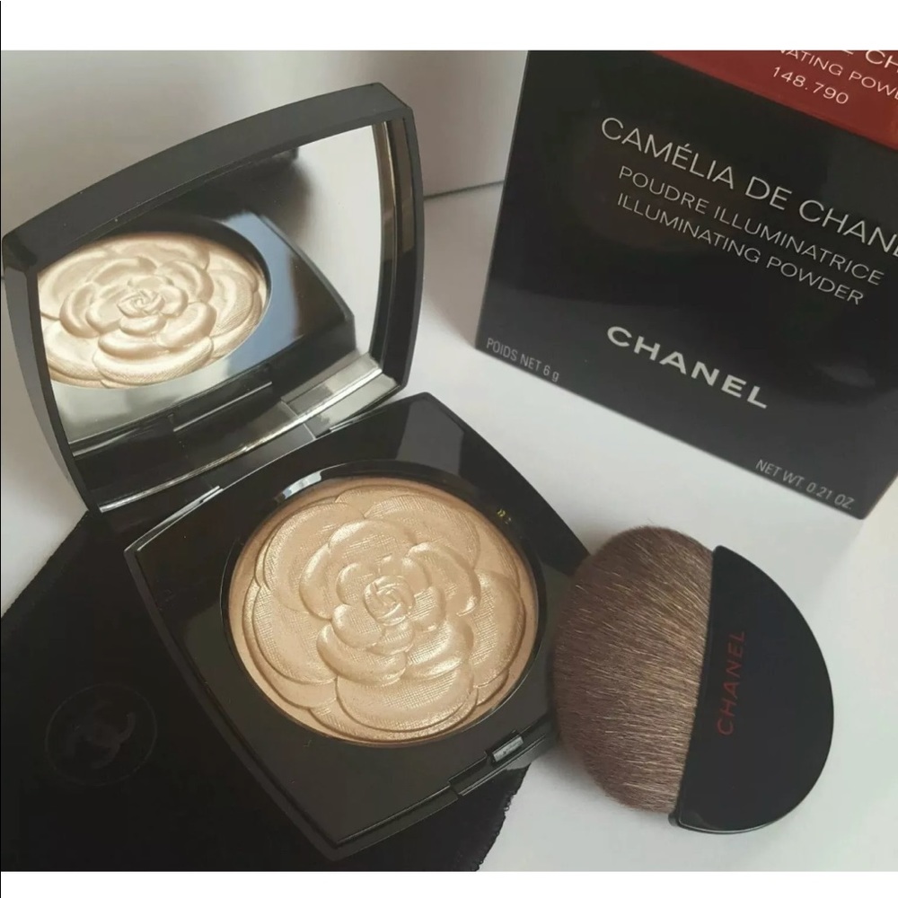CHANEL CAMELIA DE CHANEL ILLUMINATING POWDER